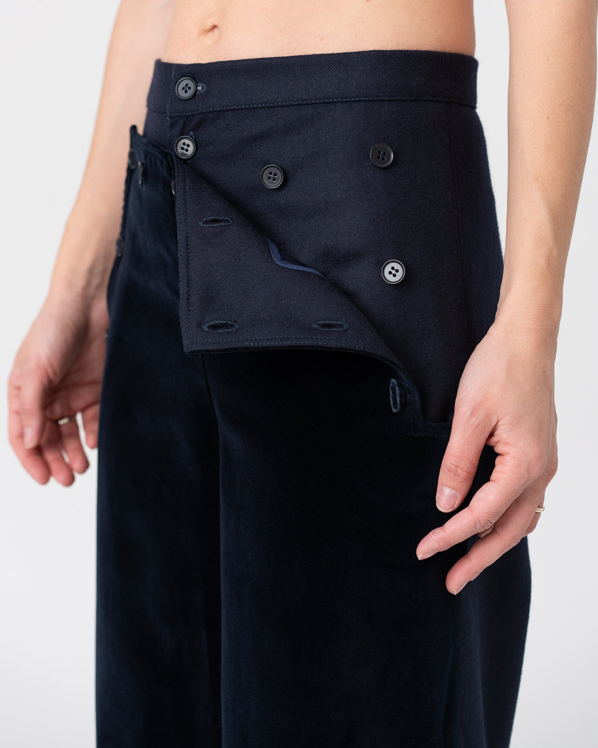 Buttons Pantaloons